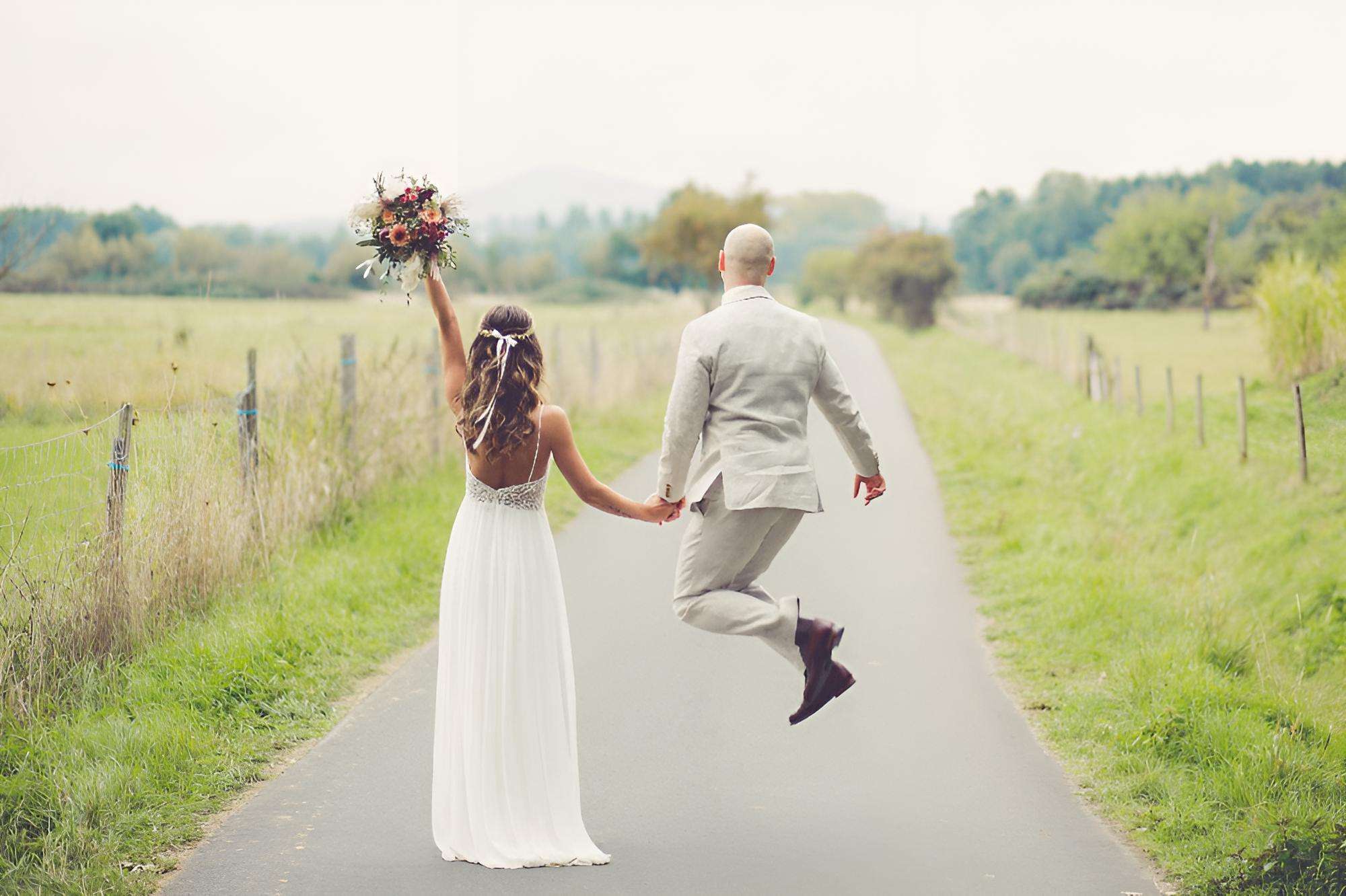 Hochzeitsfoto Julia - Feldwege Fotoshooting_Farbe_restored